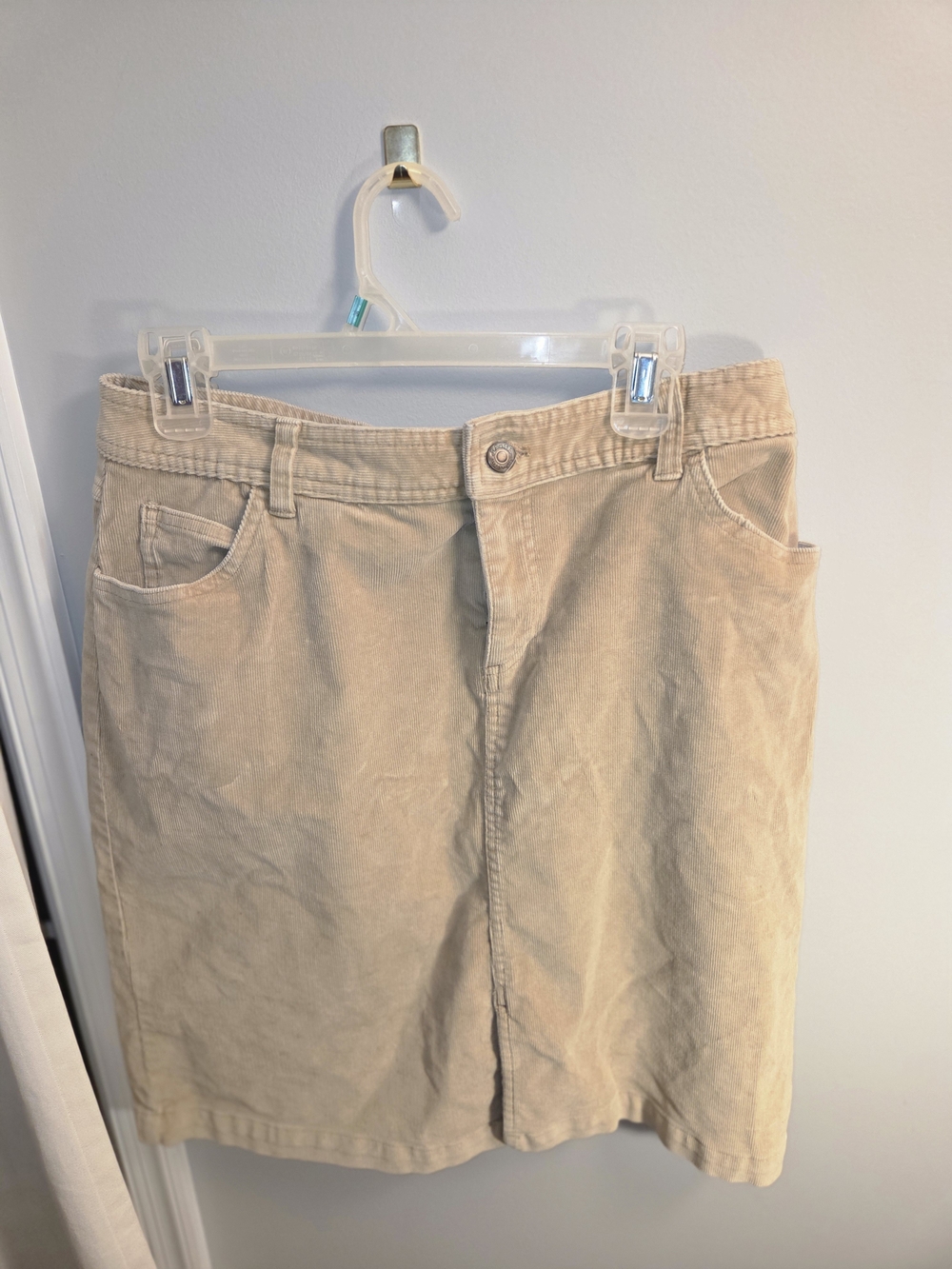 St. John's Bay Beige Corduroy Skirt.
